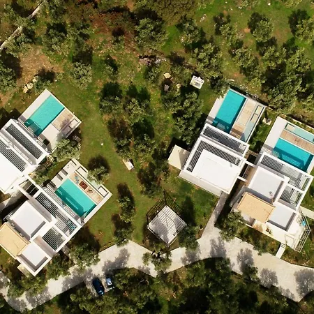 Villa Azimut 2 By *